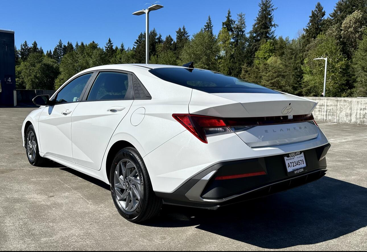 2024 Hyundai Elantra