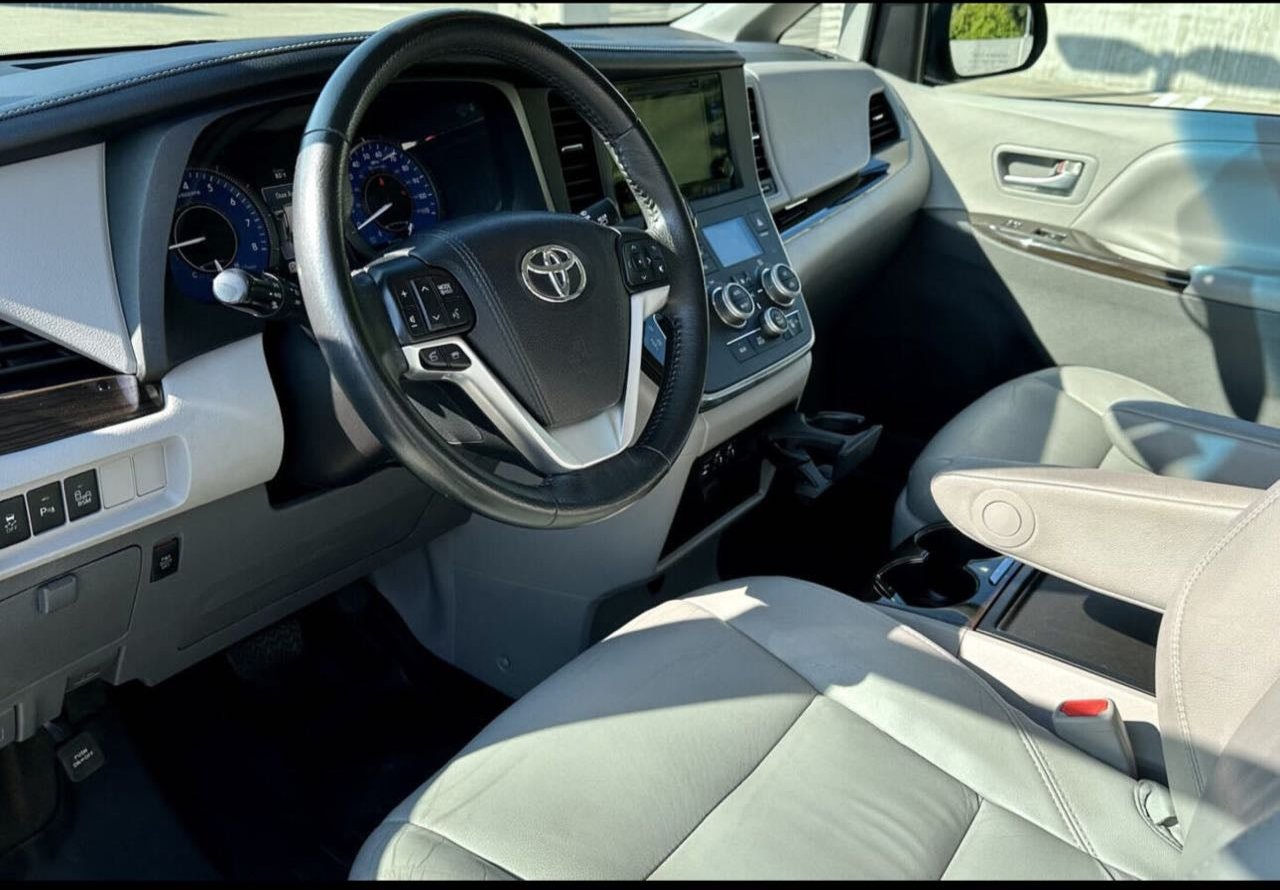 2017 Toyota Sienna