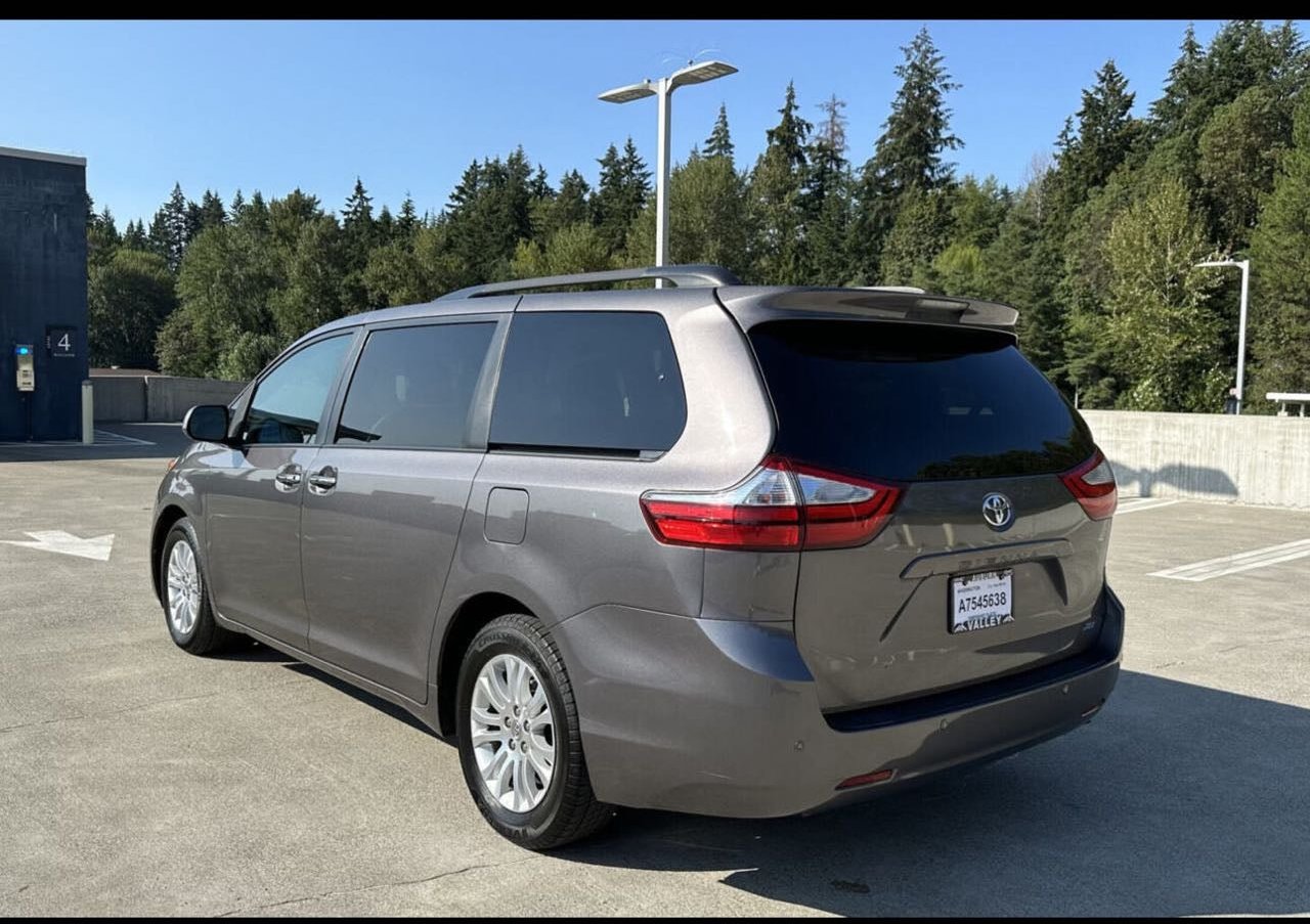 2017 Toyota Sienna